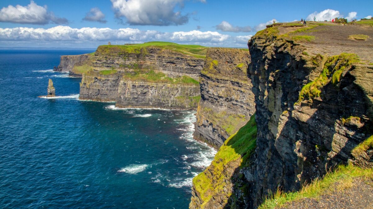 5 Walking Routes, From Gentle Coastal Trails to Alpine Peaks